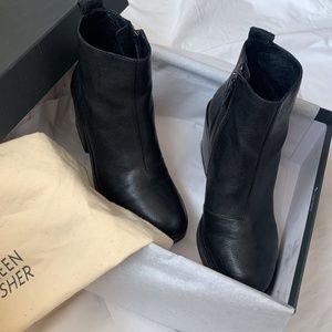 Eileen Fisher Black Booties, size 7